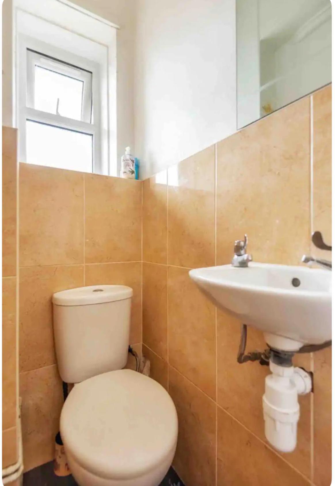 Rooms In Euston London Exterior photo